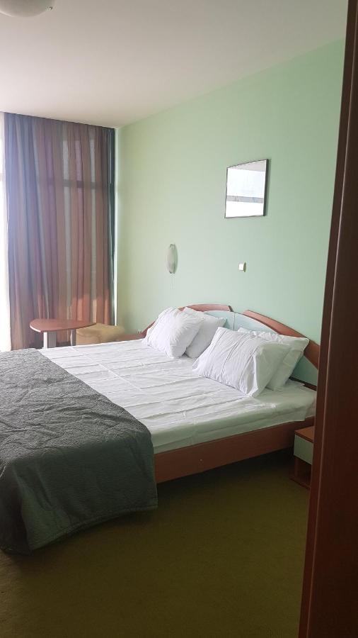 Apartment Golden Sands, Sea View, Beach Front, Private Property Luaran gambar